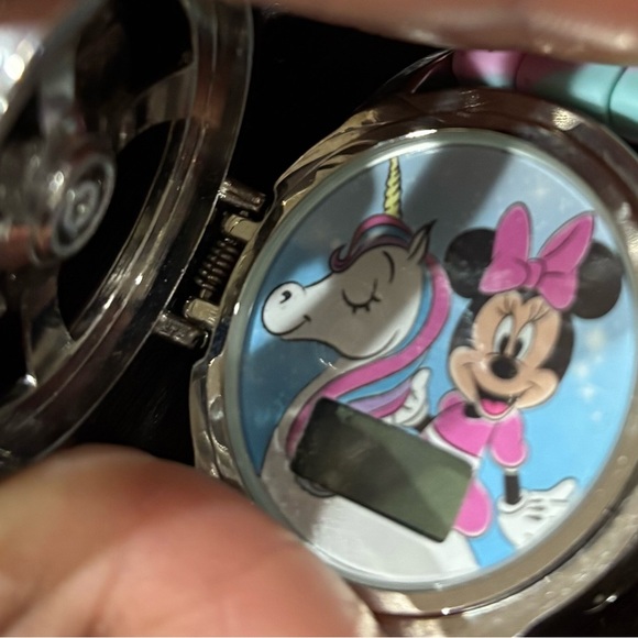 Disney Minnie Mouse Character Digital Wristwatch Spinner Cap - Picture 8 of 10